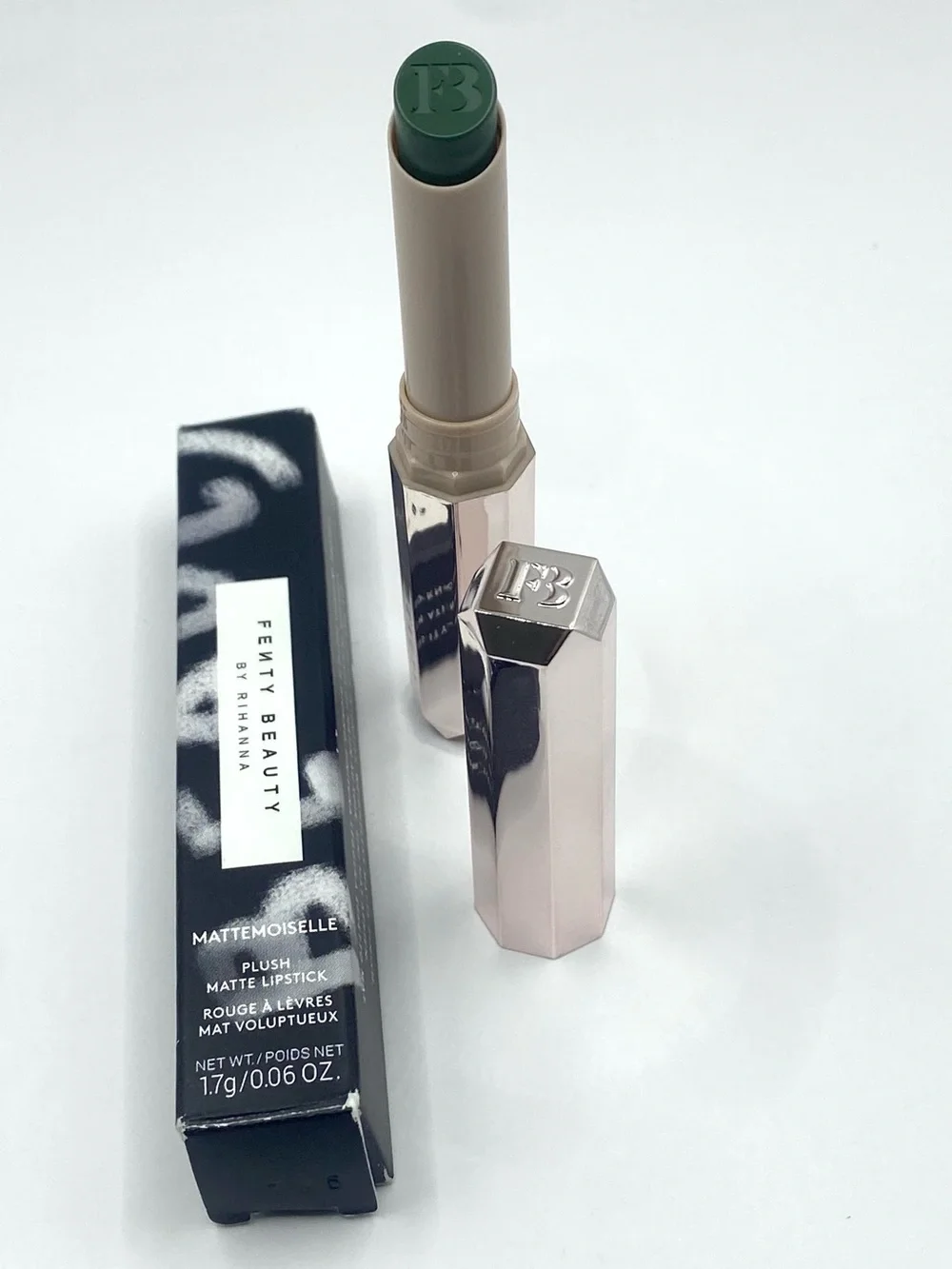 Fenty Beauty‎ Mattemoiselle Plush Matte Lipstick 
